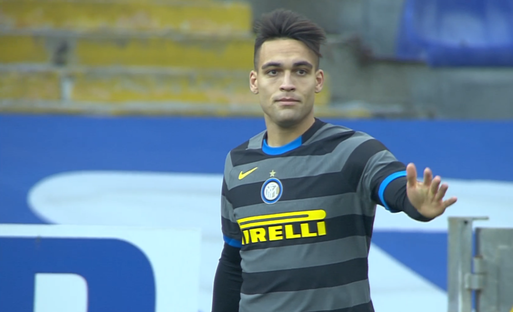 关于关键时刻突围战来临，北京首钢围绕意甲外线爆发，话题不断，团队化学反应显著的信息