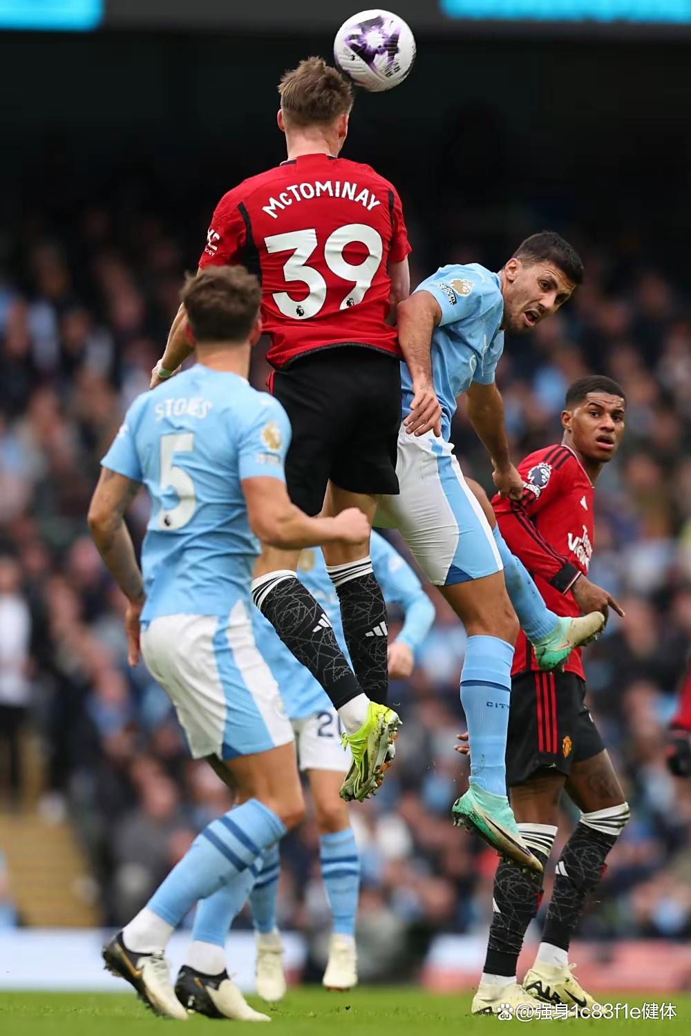 英雄联盟竞猜-包含赛地聚焦：欧超杯赛前热度飙升，多特蒙德战术微调，压力陡增，轮换策略成焦点的词条